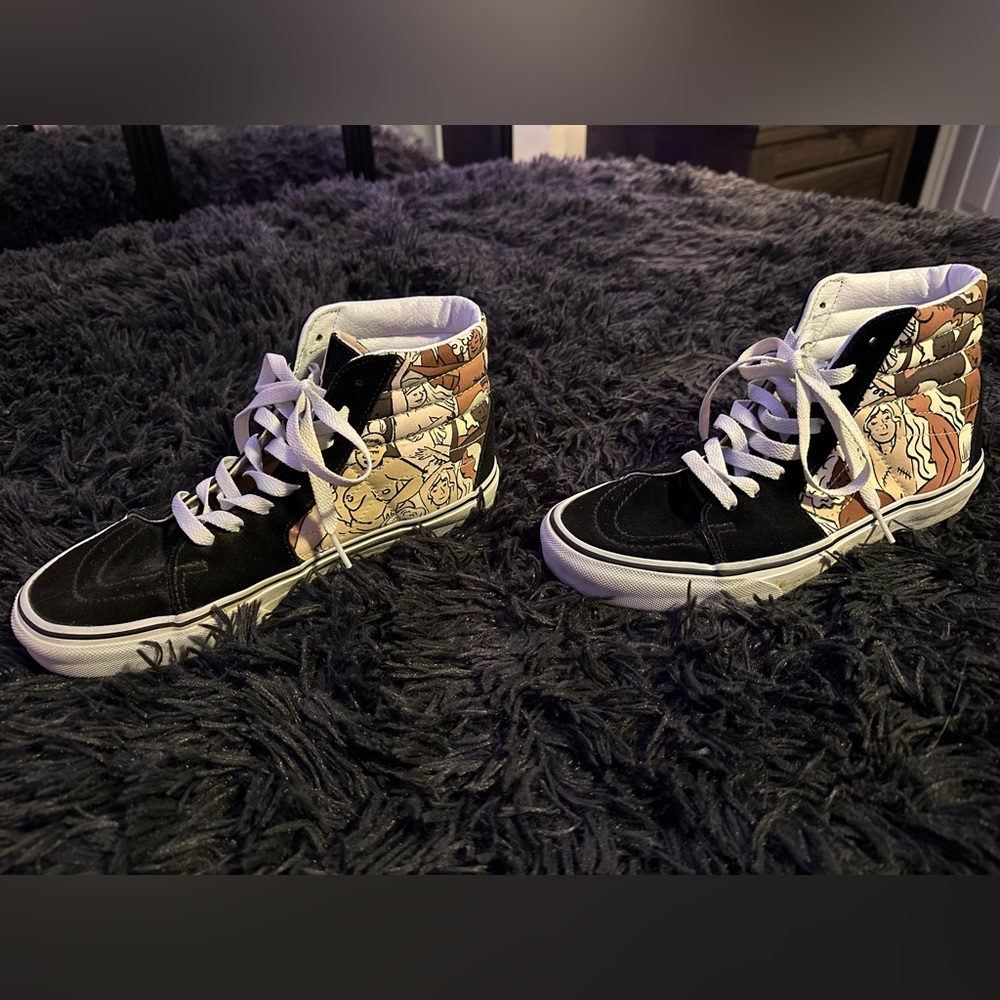 Vans S.E Breast Cancer Awareness High Top Lace Ups